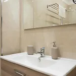 Caracciolo 109 Nocleg ze śniadaniem 4*