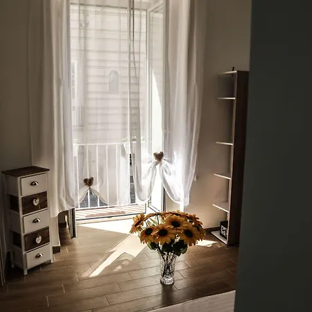 Caracciolo 109 Bed & Breakfast Naples