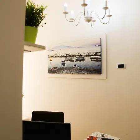 Caracciolo 109 Bed & Breakfast 4*