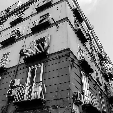 Caracciolo 109 Naples