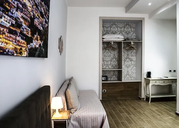 Caracciolo 109 B&B 나폴리