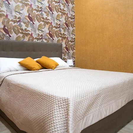 Caracciolo 109 Bed and breakfast