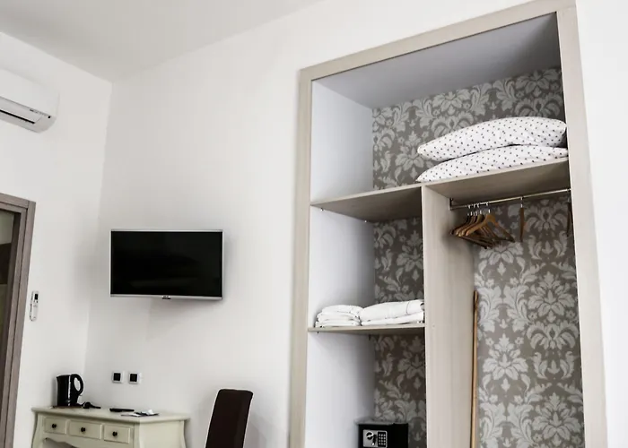 Caracciolo 109 فندق مبيت وإفطار 4*