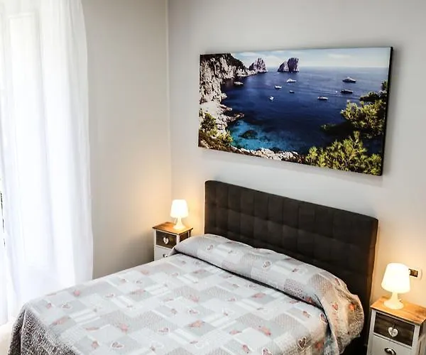 Caracciolo 109 4* ナポリ